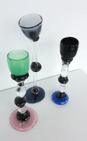 Bernard Heesen - de Oude Horn / Drie speelse glasobjecten kopen? Bied vanaf 250!