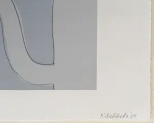 Klaas Gubbels - zeefdruk - ‘Servies op blauw’ - 2005 - bewerkt. kopen? Bied vanaf 285!