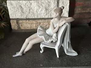 Lladro - Rustende ballerina kopen? Bied vanaf 250!