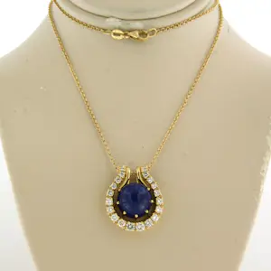 18k gouden collier met een hanger met lapis lazuli en briljant geslepen diamant kaufen? Bieten Sie von 960!
