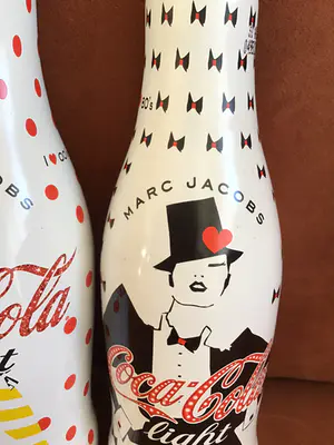 Jean Paul Gaultier - Marc Jacobs, Karl Lagerfeld design flessen en Coca Cola glazen kopen? Bied vanaf 1!