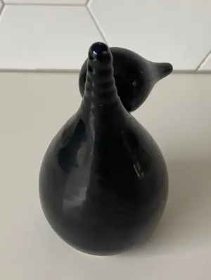 Niet of onleesbaar gesigneerd - Kunst keramische figuur van een eend kopen? Bied vanaf 1!