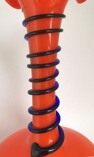 Johann Loetz Witwe - Tango vaas oranje met diepblauwe slang kopen? Bied vanaf 30!