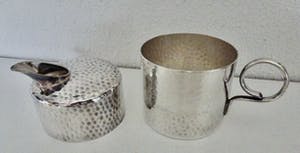 WMF - Geislingen - Art Deco Style 3-piece Silver Hammered Milk Jug and Sugar Bowl. kopen? Bied vanaf 50!