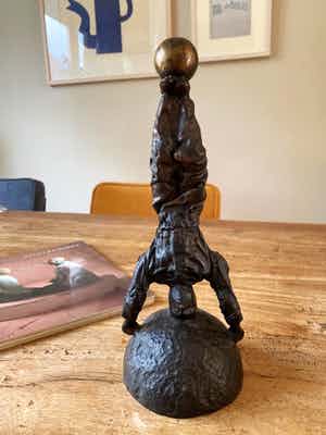 Nicolas Dings - Bronzen Figuur Met Zon en Maan verkocht voor € 475!