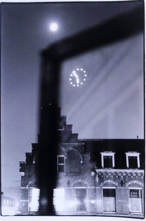 Helena van der Kraan - Maan en klok kopen? Bied vanaf 1!