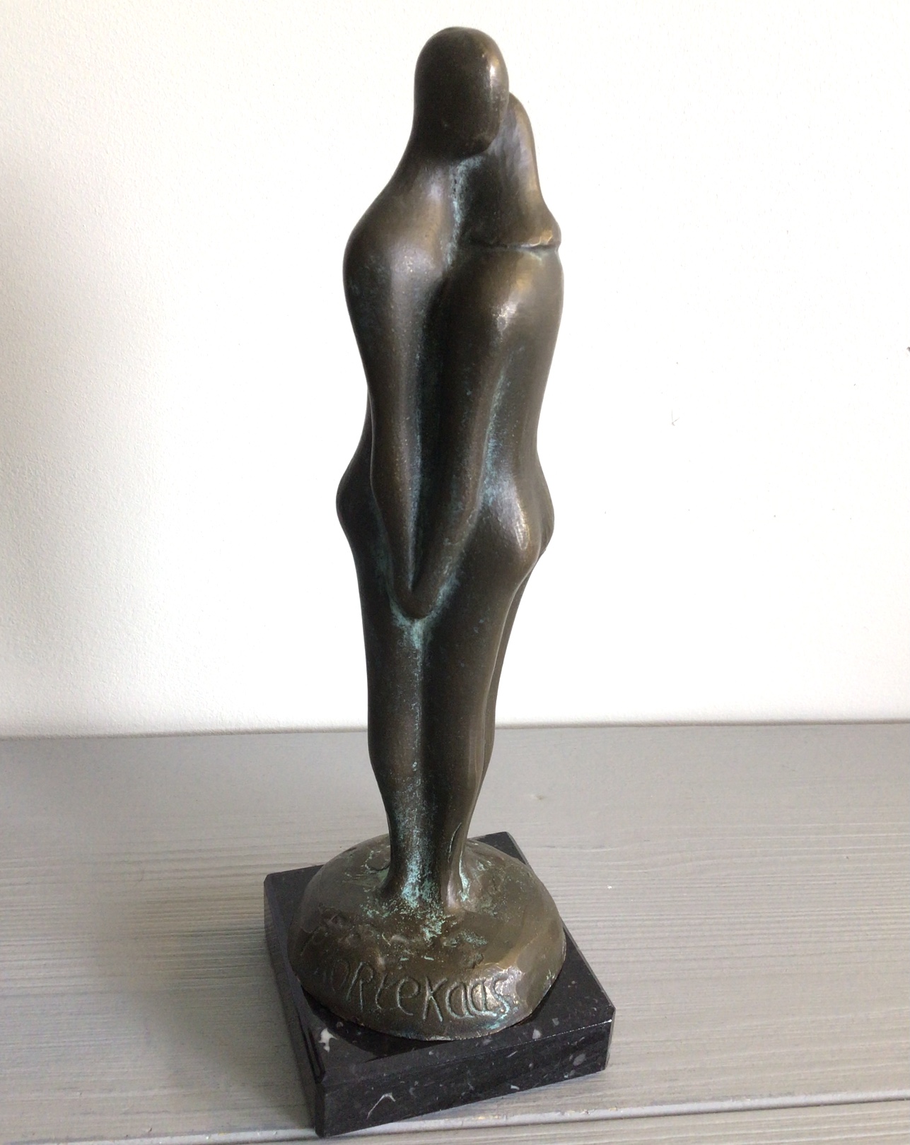 Buy Pieter Kortekaas - “ Liefdespaar “.? Bid from 135!