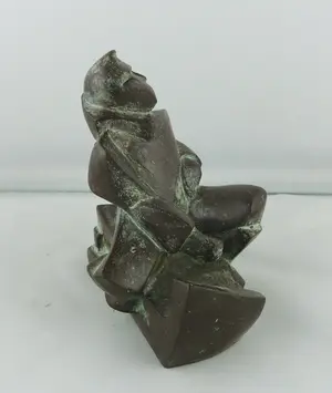 Margriet Barends - Brons, Figuur op slee kopen? Bied vanaf 200!