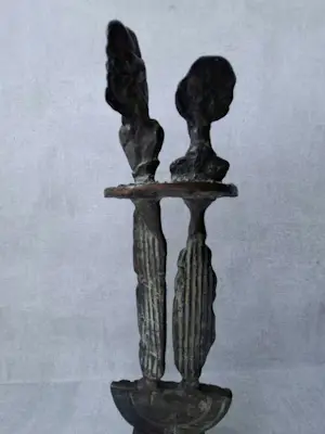 Desiree Tonnaer - Brons sculptuur op sokkel. kopen? Bied vanaf 295!