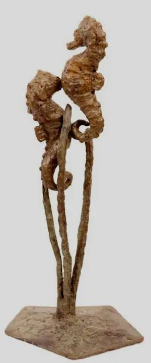 Buy Hans Jouta - Bronzen sculptuur: twee zeepaardjes - 2019? Bid from 699!
