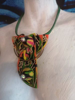 Zippora Sahanaja - Zippora design® Halssieraad Orange Mix kopen? Bied vanaf 1!