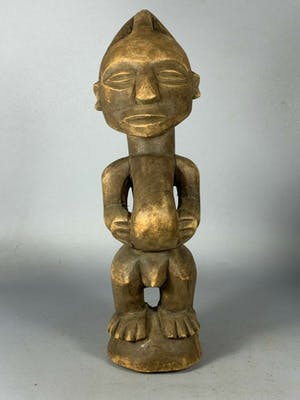 AcheterLuba - 200966 - Tribal used African wooden Luba statue - Congo.? Enchérissez de 45!