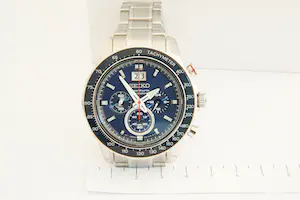 180- Robuust Seiko Sportura Chronograph SPC135P1 horloge - met extra schakels kopen? Bied vanaf 180!