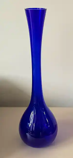 Glasfabriek Gullaskruf - Blauwe Bulb Vase of uienfles ontwerp Arthur Percy verkauft für € 25!