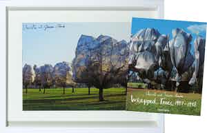 Christo - Handgesigneerde druk Wrapped Trees + Taschen boek verkocht voor € 1!