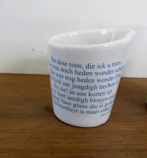 Casper Faassen - keramiek: 2 eierdopjes - kunstweek 2008 kopen? Bied vanaf 25!