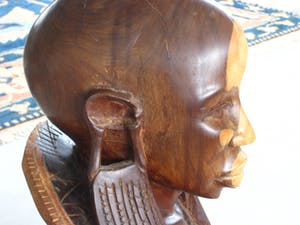 Niet of onleesbaar gesigneerd - Buste Massai-vrouw. kopen? Bied vanaf 10!