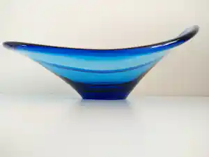Per Lutken - (1916-1998) asymmetrische schaal, prachtige blauwe kleur vendu pour 65€ !
