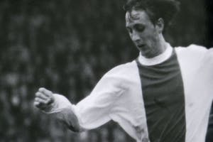 Pim Westerweel - 'Flying Johan' - Johan Cruyff 1969 Ajax-Haarlem kopen? Bied vanaf 150!