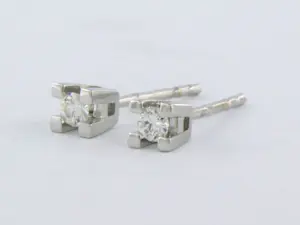 18k gouden solitair oorknoppen met briljant geslepen diamant tot. 0,12ct kopen? Bied vanaf 275!