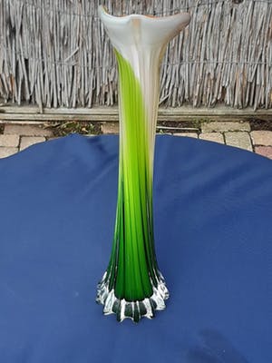 Niet of onleesbaar gesigneerd - Vaas - Aronskelk kopen? Bied vanaf 10!