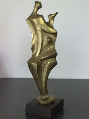 Brons (Onbekend) - Omhelzing kopen? Bied vanaf 119!