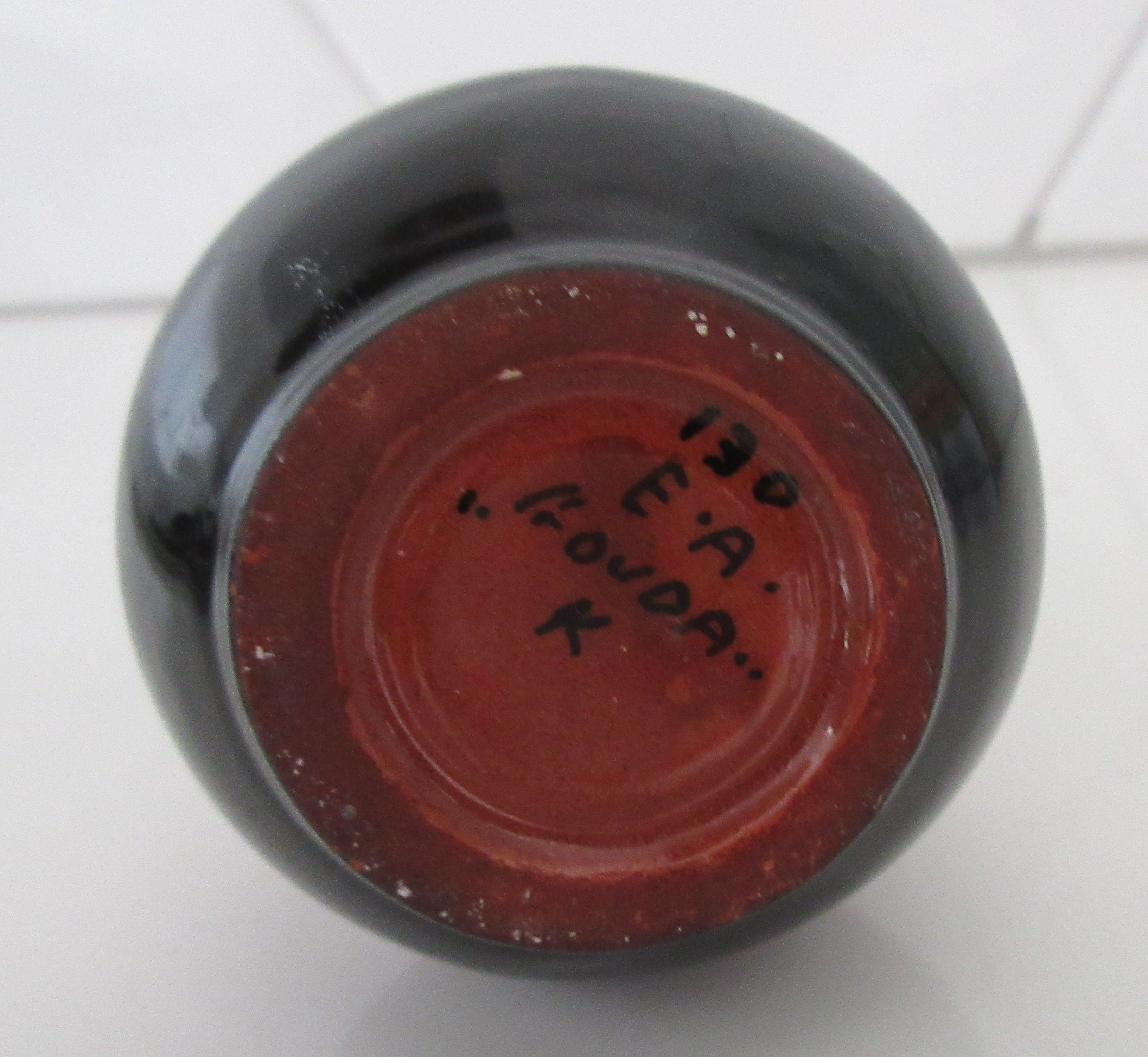 Kunstaardewerkfabriek Ed. Antheunis - Rood platelen bibelot vaasje - vroeg stukje kopen? Bied vanaf 19!