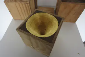 Ida De Roy - Paul Beckers, en anderen! 7 kunstwerken in houten kistjes in diverse technieken kopen? Bied vanaf 350!