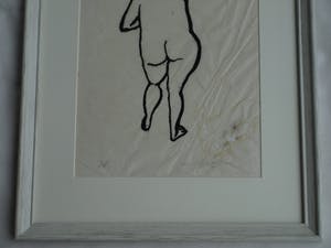 Aad de Haas - Ingelijste linosnede “Naakte vrouw op de rug gezien” – ca 1970 kopen? Bied vanaf 50!