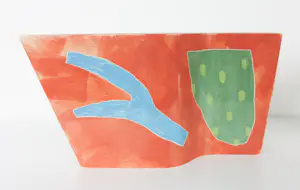 Ines de Booy - Twee kleurrijke keramieken vazen met golfende vorm kopen? Bied vanaf 60!