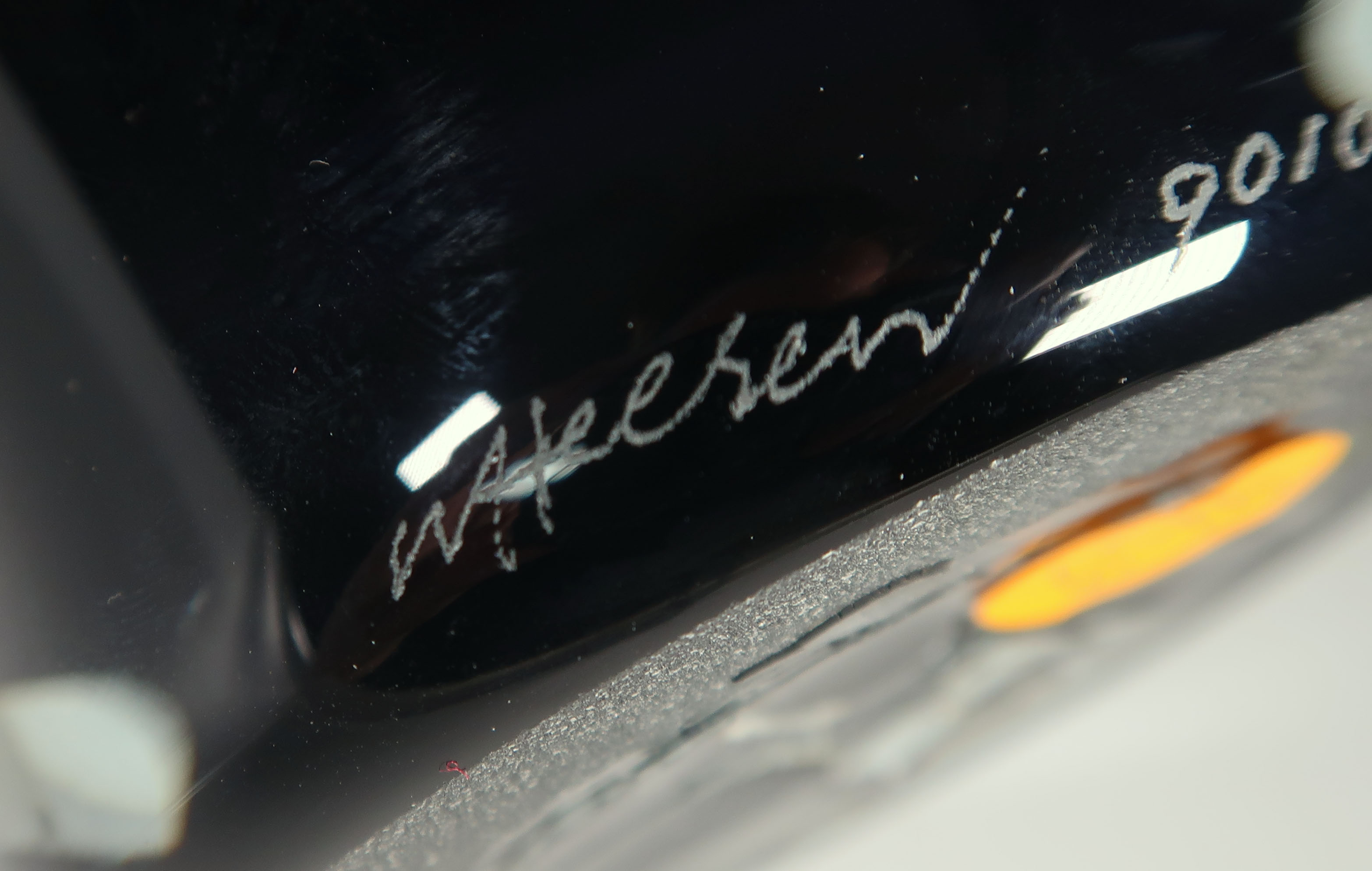 Willem Heesen - Glas, Paarse vaas met geschulpte rand kopen? Bied vanaf 250!