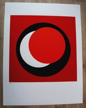 Genevieve Claisse - giclee: Circle rouge kopen? Bied vanaf 175!