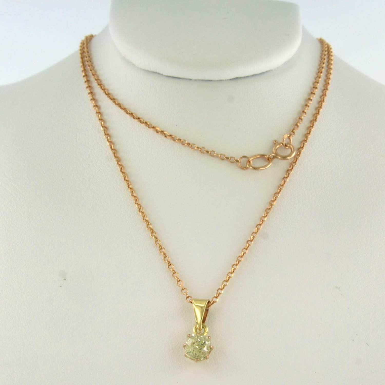 14k gouden collier en solitair hanger met Bolsjewiek geslepen diamant kopen? Bied vanaf 480!