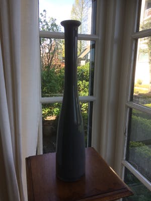 Floris Meydam - grote grijze flesvaas kopen? Bied vanaf 100!