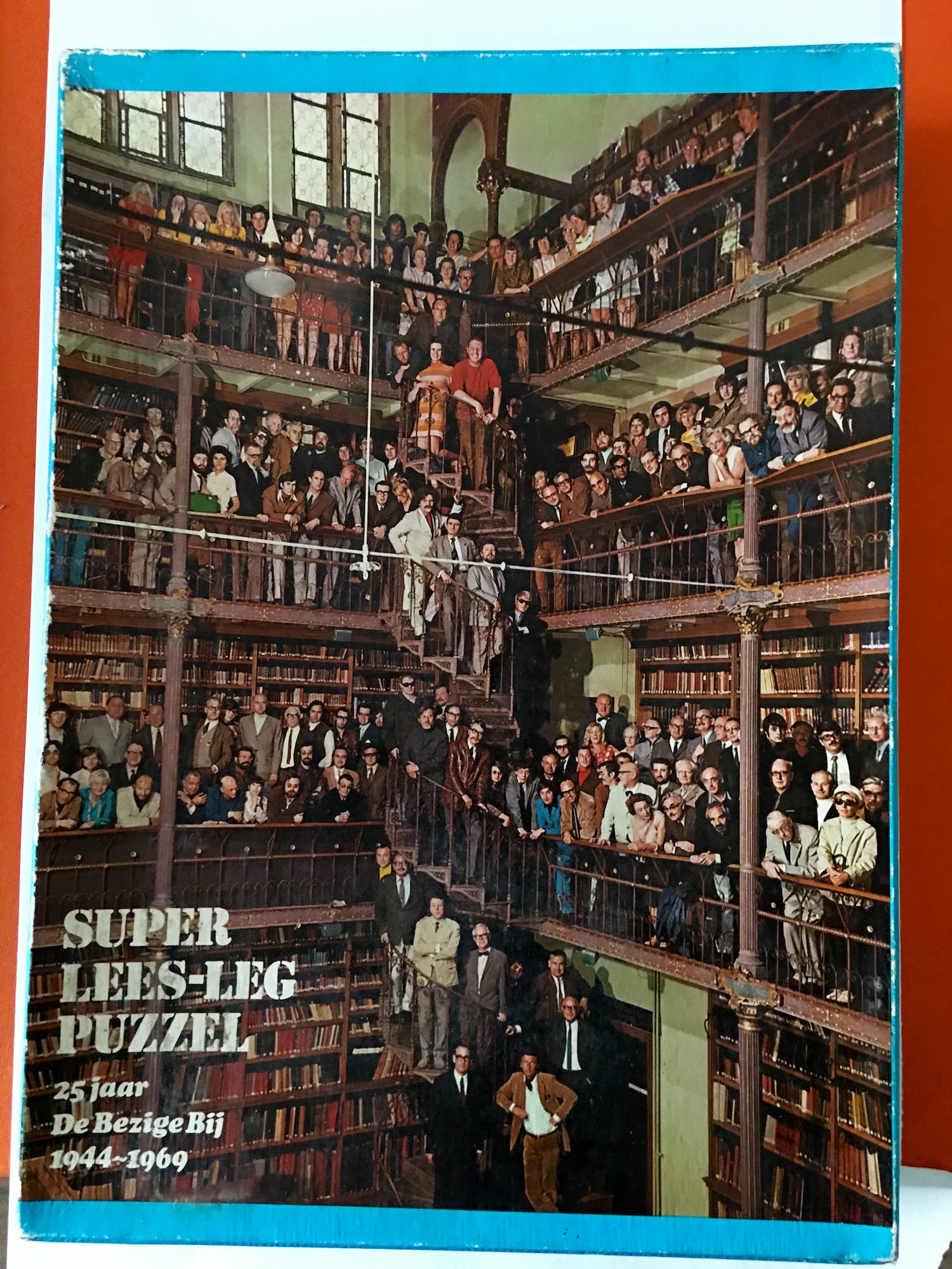 Paul Huf - Jubileumpuzzel 25 jaar `De Bezige Bij 1944-1969` kopen? Bied vanaf 1!