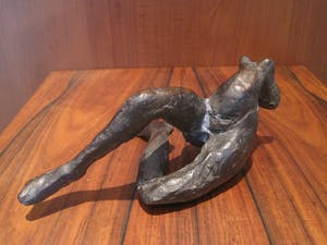 Brons (Onbekend) - Rustende vrouw. kopen? Bied vanaf 80!