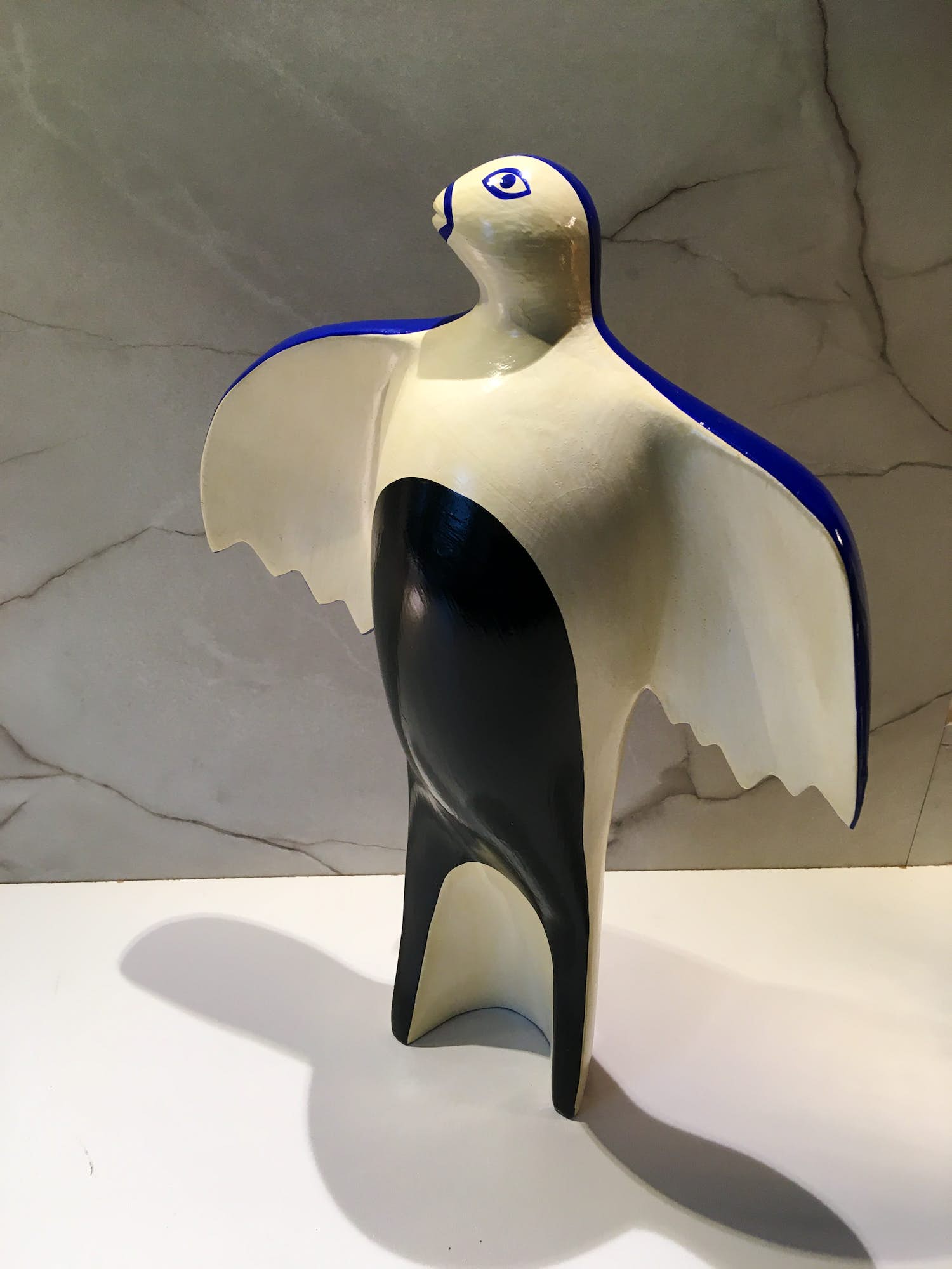 Corneille - Corneille: Beeld - L'oiseau d'amour kopen? Bied vanaf 219!