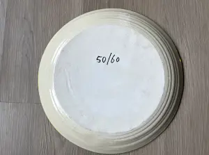 Bruce McLean - Geel Bord met Hand (uniek werk) kopen? Bied vanaf 495!