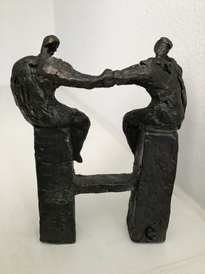 Bernadette Leijdekkers - Sculptuur “ Verbondenheid “ kopen? Bied vanaf 65!