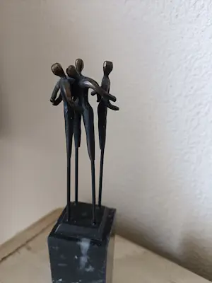 AcheterCorry Ammerlaan - Zeldzaam fraai bronzen beeldje? Enchérissez de 39!