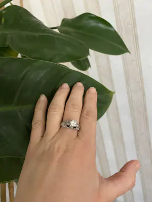 18 karaat witgouden solitair ring met een briljant geslepen diamant van 1.20 ct kopen? Bied vanaf 2800!
