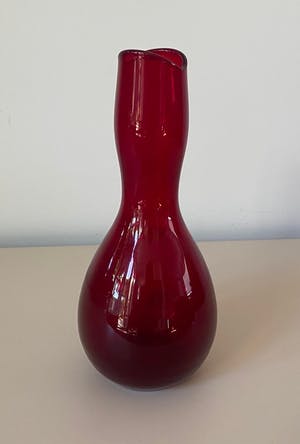 Reijmyre Glasbruk - Rode vaas ontwerp Monica Bratt kopen? Bied vanaf 1!
