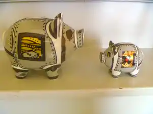 Herman Reichold - 1x Piggy Bank + 1x mini Piggy Bank - verkocht voor € 39!