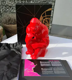 Richard Orlinski - THINKING KONG / KONG PENSEUR – Skulptur kopen? Bied vanaf 320!