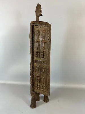 Dogon - 231045 - Authentic Dogon Medicin Cabinet wit one door - Mali. kopen? Bied vanaf 120!