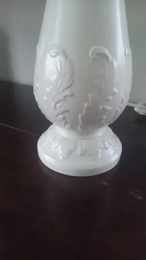 Wedgwood - 1 lampvoet met kap kopen? Bied vanaf 45!