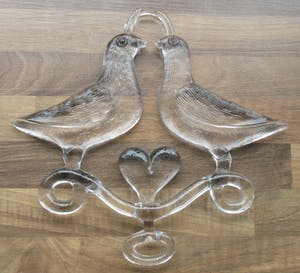 Kosta Boda - Blank glazen Raamhanger "Two birds in love" ontwerp Bertil Vallien kopen? Bied vanaf 10!