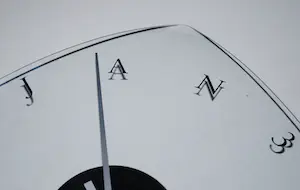 Jan des Bouvrie - Glazen design klok - geluidloos kopen? Bied vanaf 65!