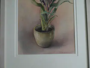 Niet of onleesbaar gesigneerd - Ingelijste aquarel , Bloemstilleven – onduidelijke signatuur… kopen? Bied vanaf 1!