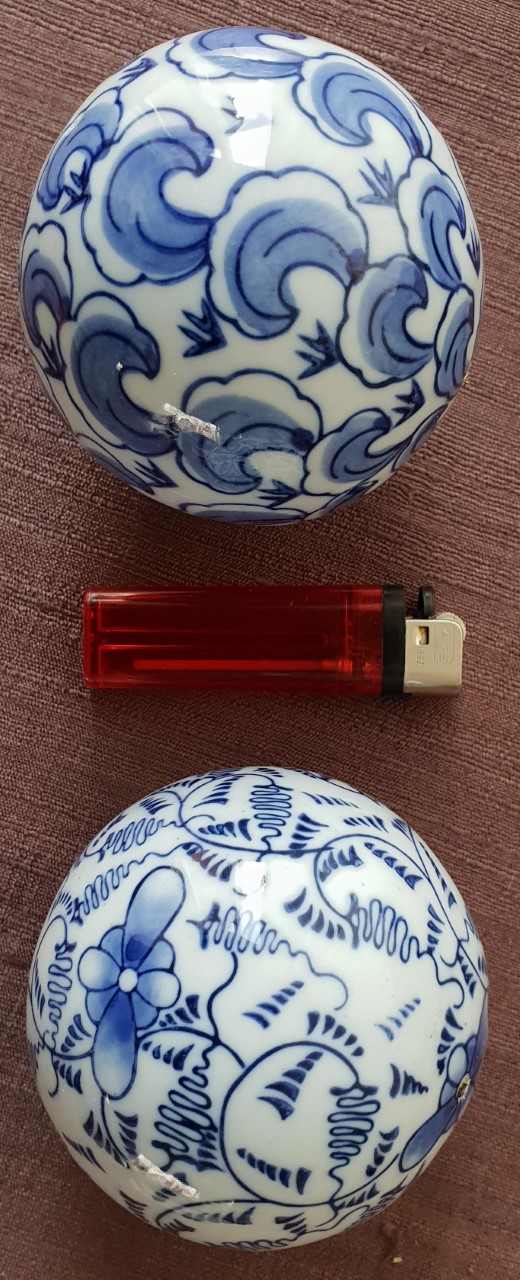 Niet of onleesbaar gesigneerd - volledig onbekend keramiek, handbeschilderd verkocht voor € 1!